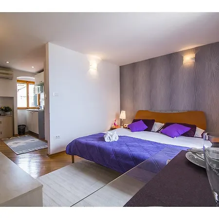 Sunny Promenade Appartement *